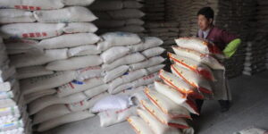 ta4d638_china-sack-reis-reuters