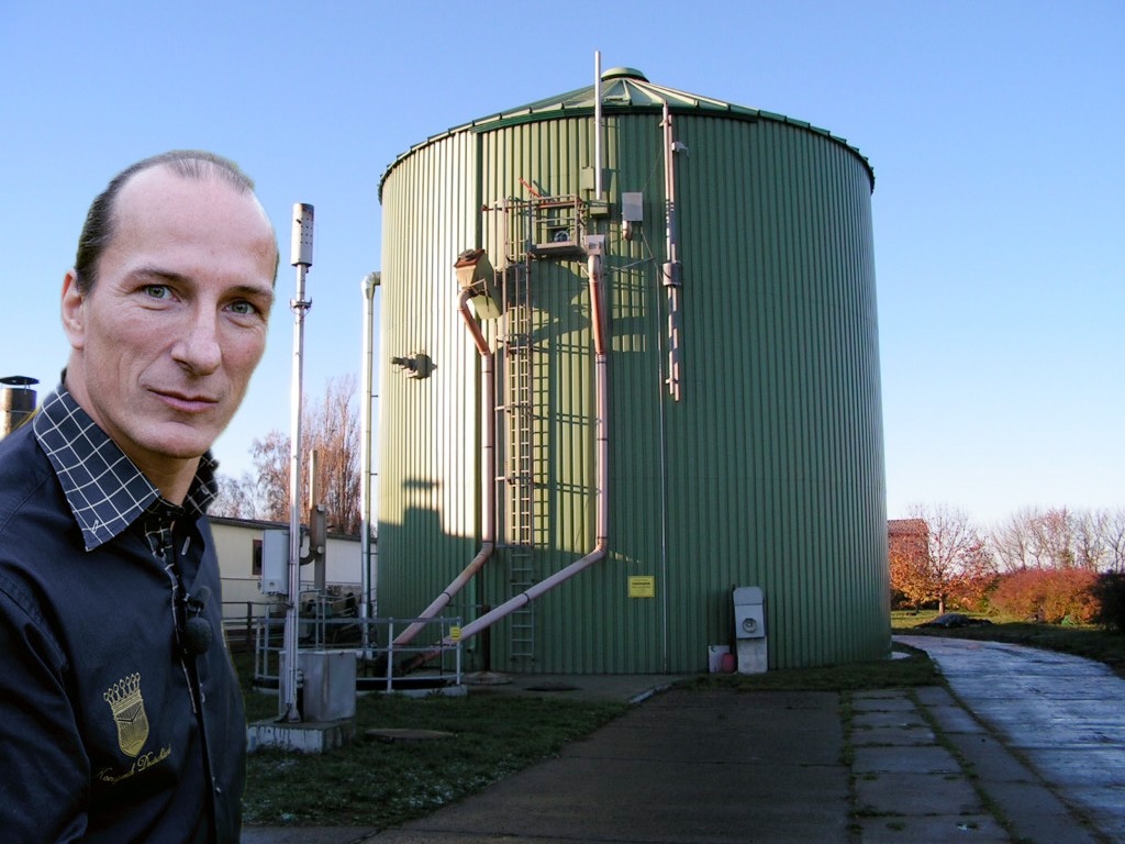 Fitzek baut Biogasanlage für Oralexkremente